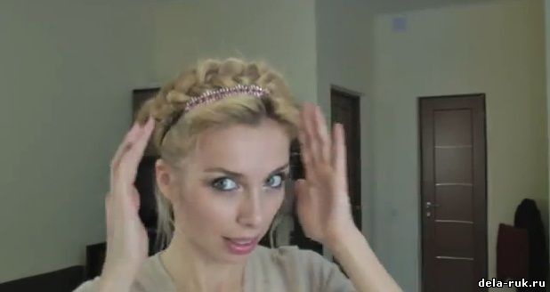 Video urok dela-ruk.ru учимся 
заплетать косы или как заплести себе косу за пару минут супер видео 
заходи смотри учись и ставь лайк это нужно сделать